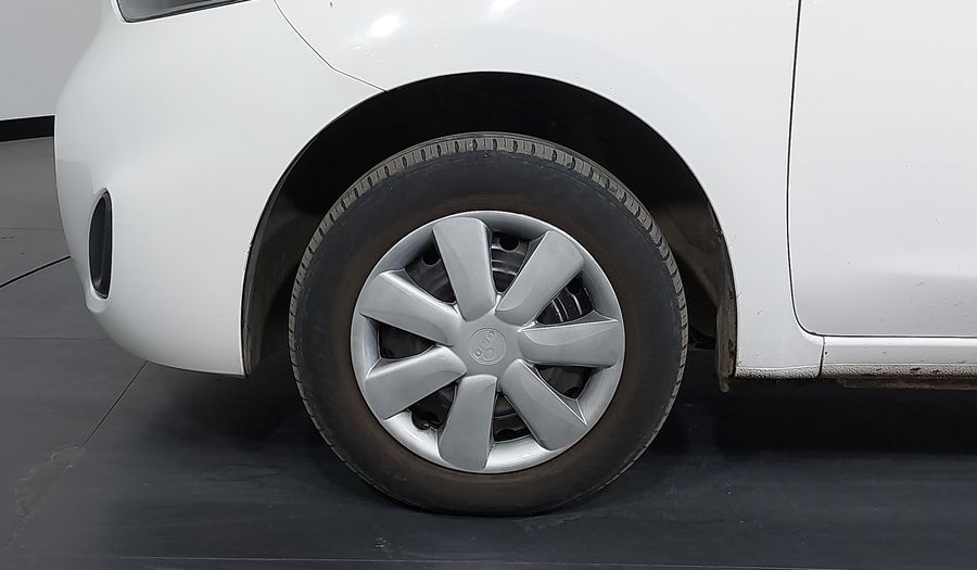 Nissan March 1.0 S Hatchback 2016