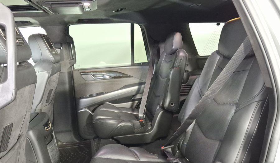 Cadillac Escalade 6.2 SUV P PLATINUM AUTO 4WD Suv 2019