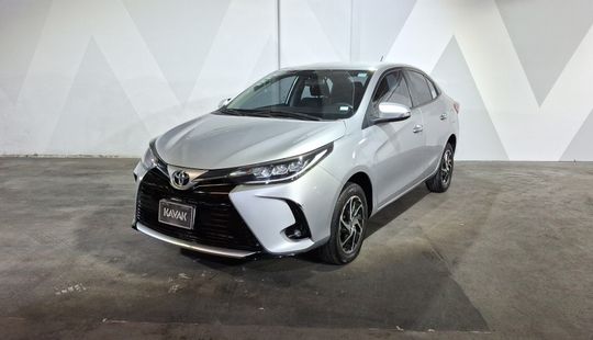 Toyota • Yaris