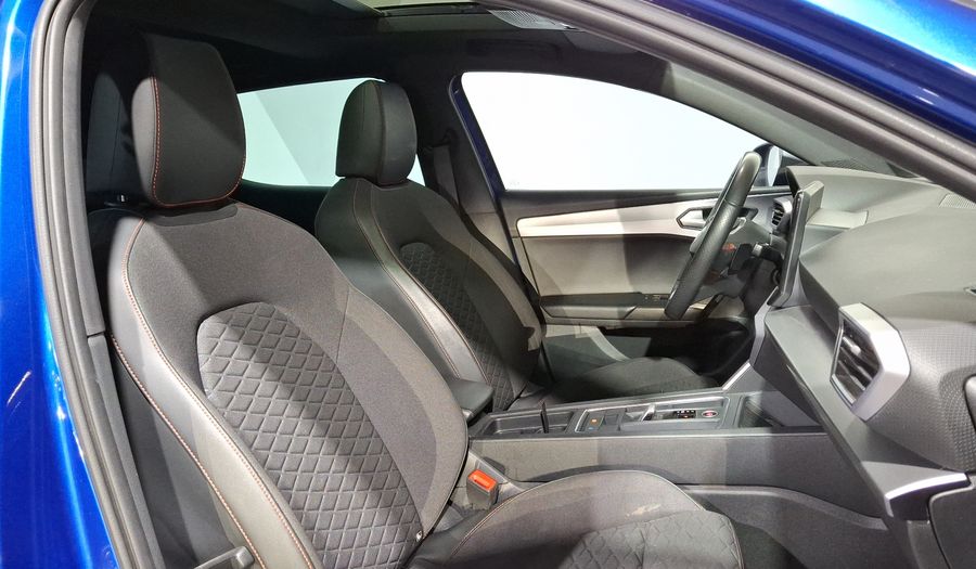 Seat Leon 1.4 FR AUTO Hatchback 2024
