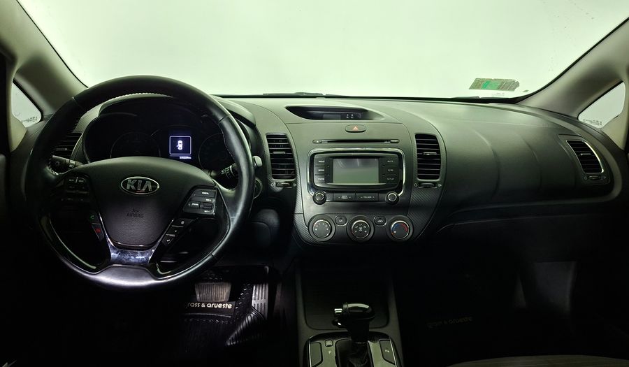 Kia Cerato 5 1.6 AUTO EX SPECIAL PACK FULL 5HB Hatchback 2017