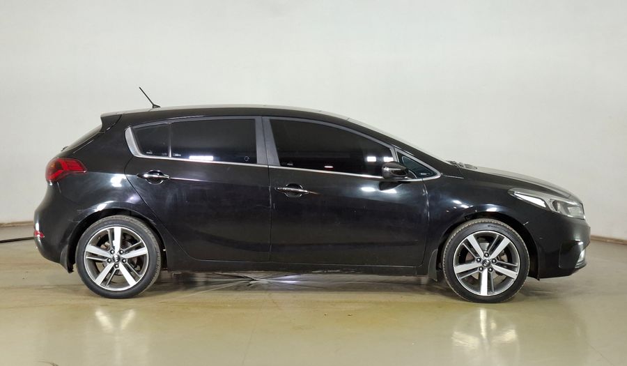 Kia Cerato 5 1.6 AUTO EX SPECIAL PACK FULL 5HB Hatchback 2017