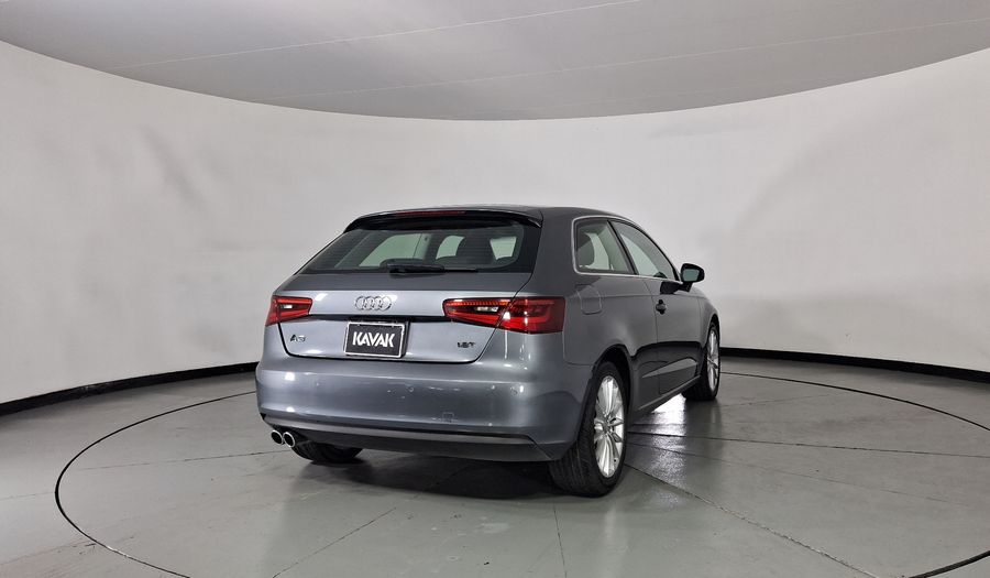 Audi A3 1.8 TFSI AMBIENTE S TRONIC Hatchback 2016