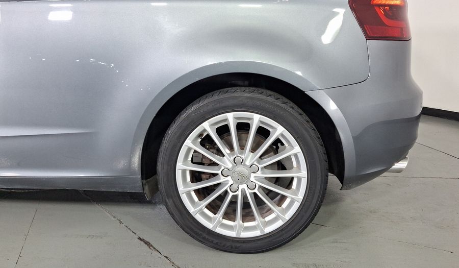 Audi A3 1.8 TFSI AMBIENTE S TRONIC Hatchback 2016
