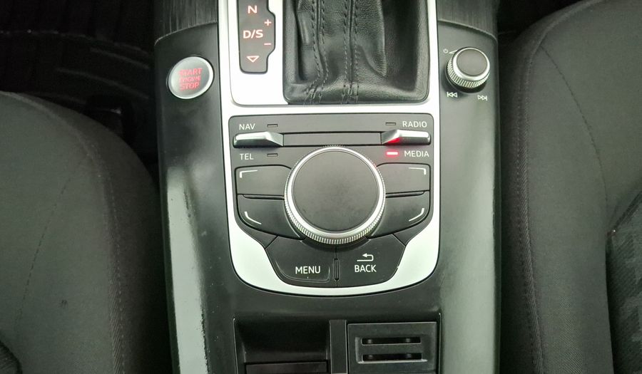Audi A3 1.8 TFSI AMBIENTE S TRONIC Hatchback 2016