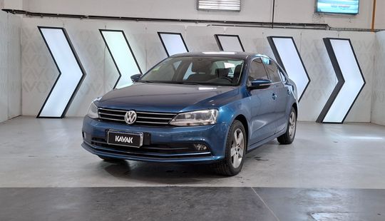 Volkswagen • Vento