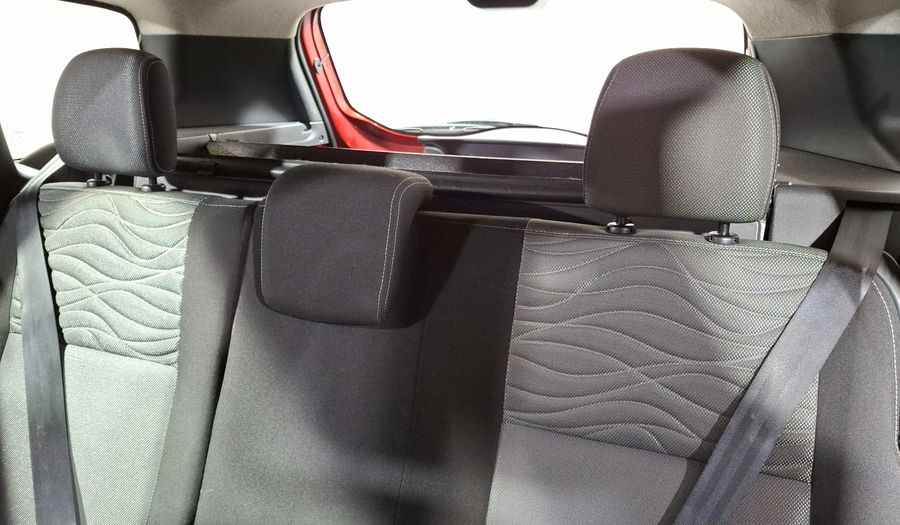 Renault Duster 2.0 DYNAMIQUE MEDIA NAV MT Suv 2014