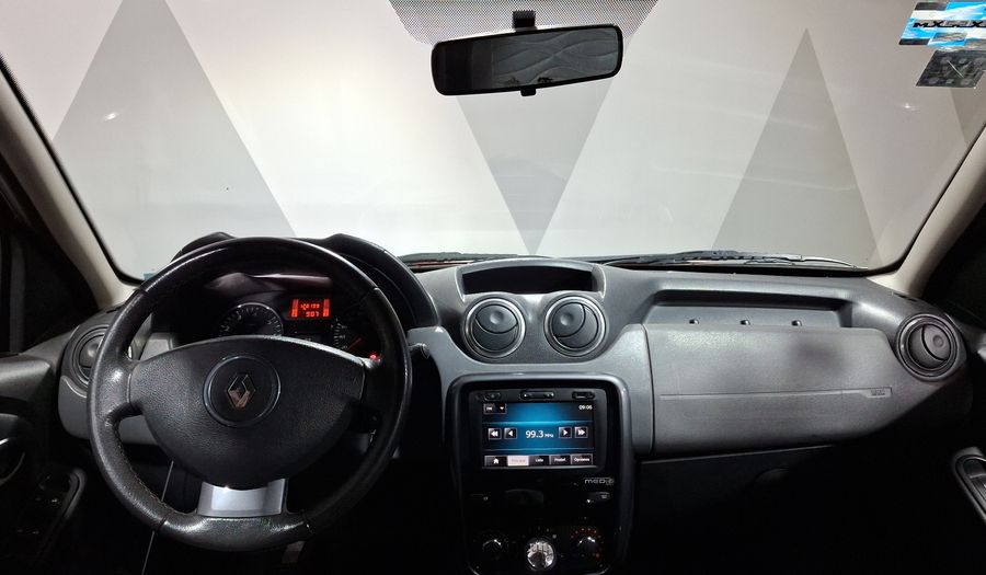Renault Duster 2.0 DYNAMIQUE MEDIA NAV MT Suv 2014