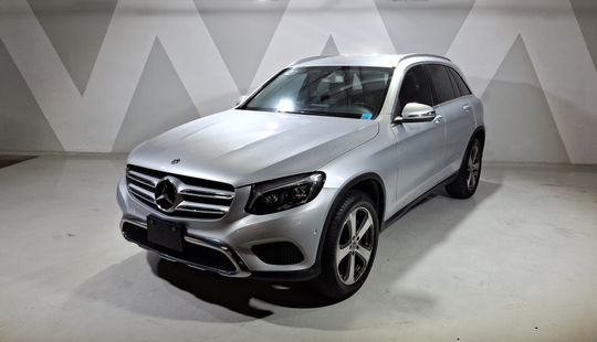 Mercedes Benz • Clase GLC