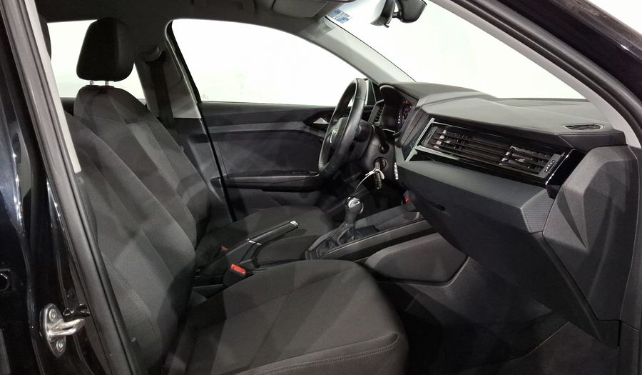 Audi A1 1.0 SB 30 TFSI URBAN DCT Hatchback 2021