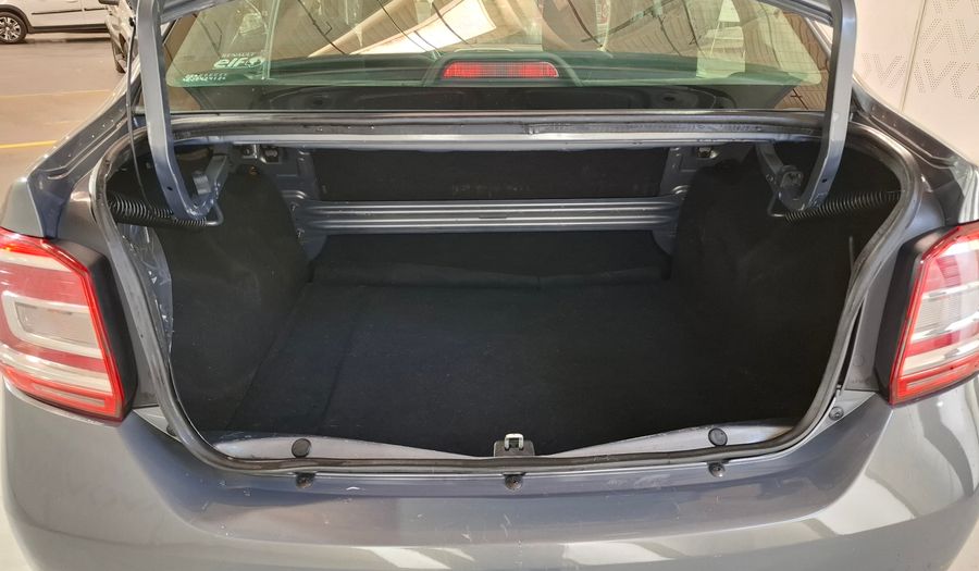 Renault Logan 1.6 AUTHENTIQUE PLUS Sedan 2014