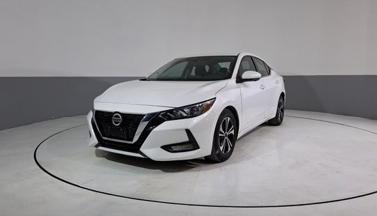 Nissan • Sentra