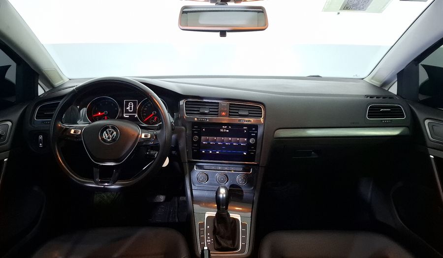 Volkswagen Golf 1.4 COMFORTLINE DCT Hatchback 2019