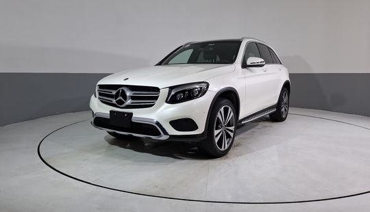 Mercedes Benz • Clase GLC