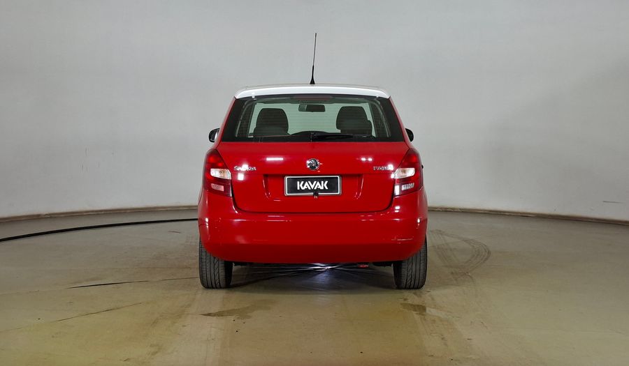 Skoda Fabia 1.6 AMBIENTE Hatchback 2014