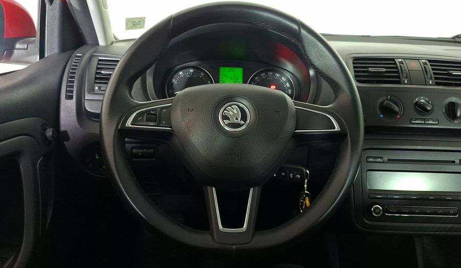 Skoda Fabia 1.6 AMBIENTE Hatchback 2014