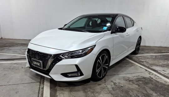 Nissan • Sentra