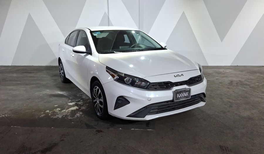 Kia Forte 2.0 L IVT Sedan 2023