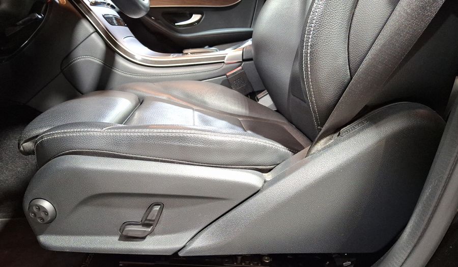 Mercedes Benz Clase Glc 2.0 GLC 300 COMFORT AUTO 4MATIC Suv 2021