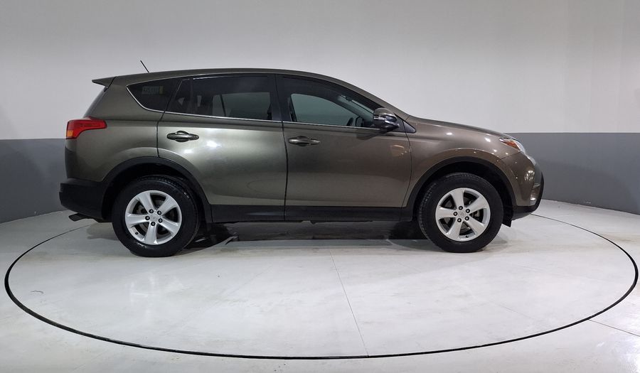Toyota Rav4 2.5 XLE AT Suv 2013