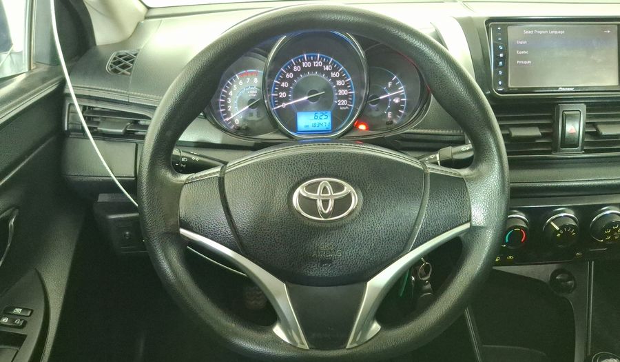 Toyota Yaris 1.5 XLI Sedan 2017