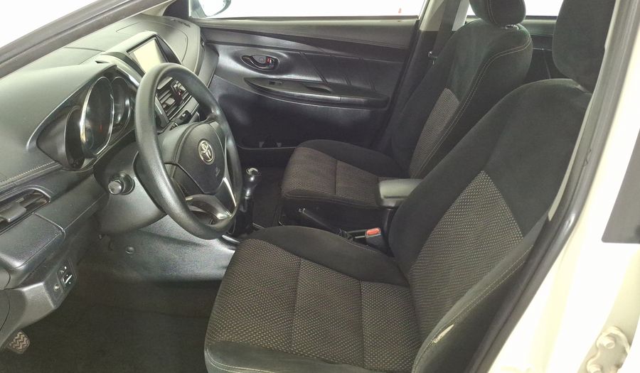Toyota Yaris 1.5 XLI Sedan 2017