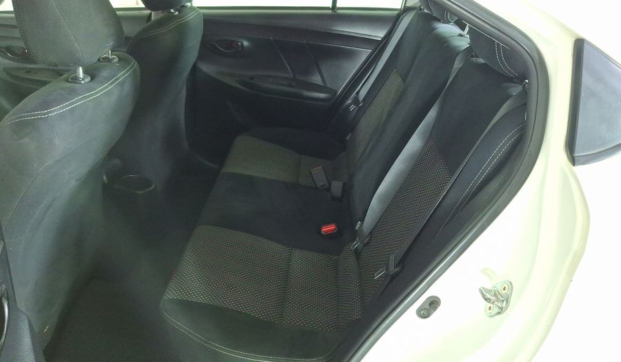 Toyota Yaris 1.5 XLI Sedan 2017