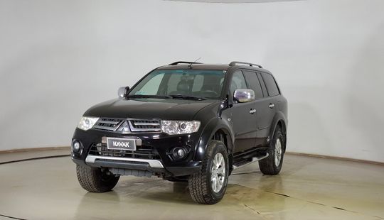 Mitsubishi • Montero Sport