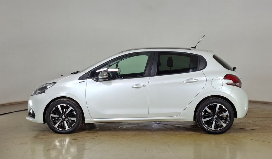 Peugeot 208 1.2 PURETECH 110 HP AUTO SIGNATURE + Hatchback 2020
