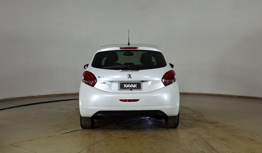 Peugeot 208 1.2 PURETECH 110 HP AUTO SIGNATURE + Hatchback 2020