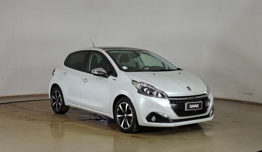 Peugeot 208 1.2 PURETECH 110 HP AUTO SIGNATURE + Hatchback 2020