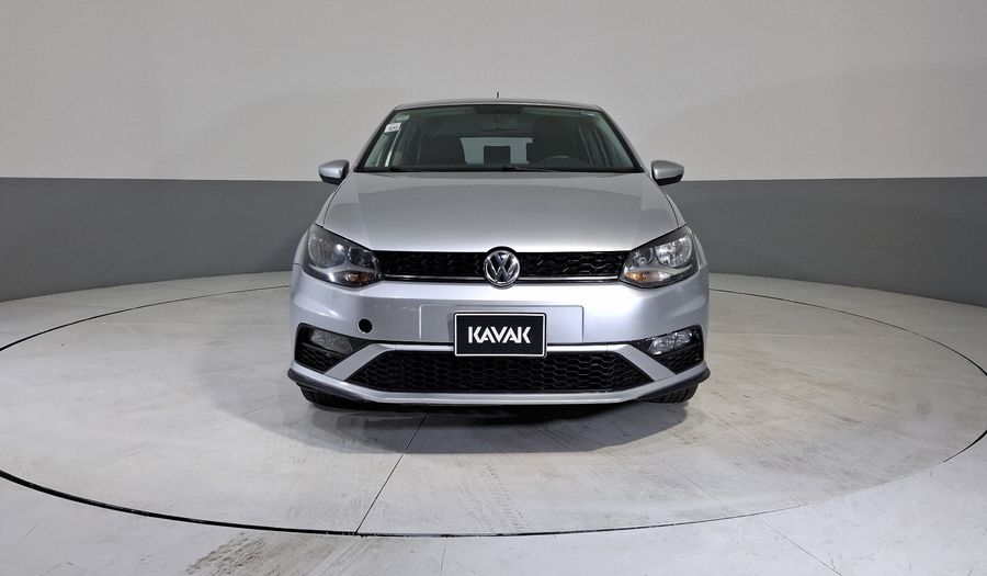 Volkswagen Polo 1.6 COMFORTLINE PLUS AUTO Hatchback 2021