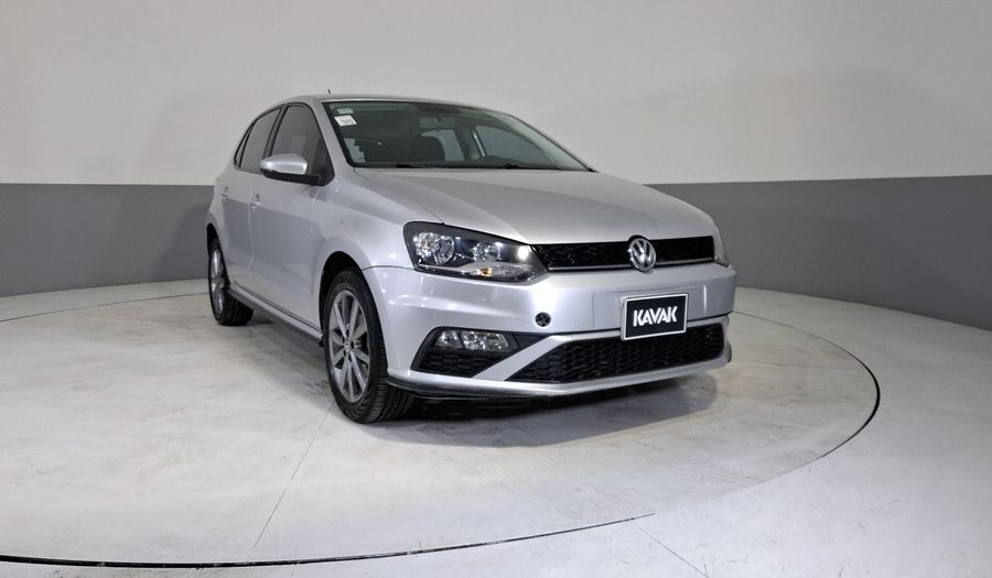 Volkswagen Polo 1.6 COMFORTLINE PLUS AUTO Hatchback 2021