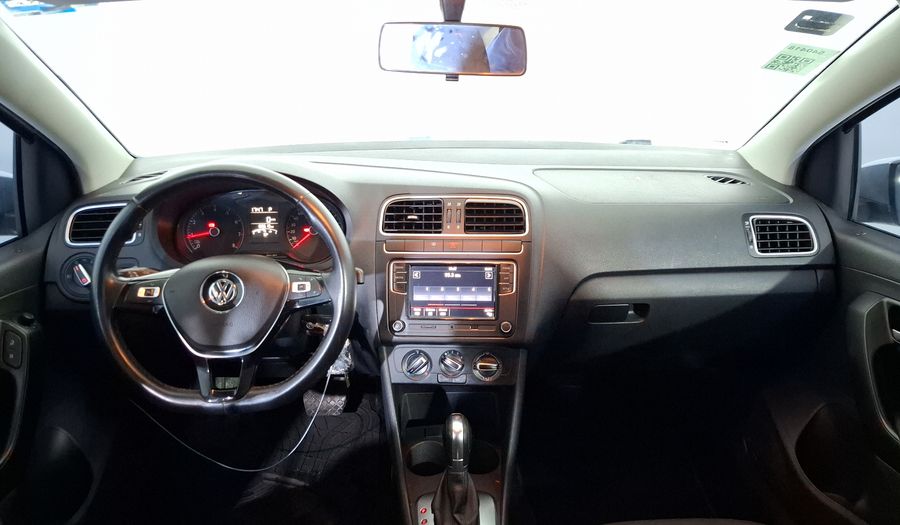 Volkswagen Polo 1.6 COMFORTLINE PLUS AUTO Hatchback 2021