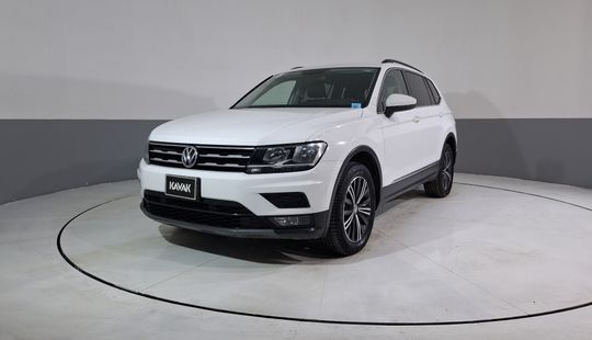Volkswagen • Tiguan