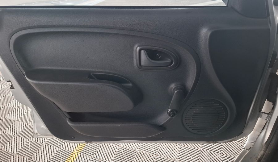 Renault Clio 1.1 EXPRESSION PACK I Hatchback 2013