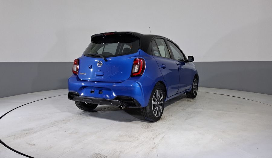 Nissan March 1.6 EXCLUSIVE BI-TONO AUTO Hatchback 2021