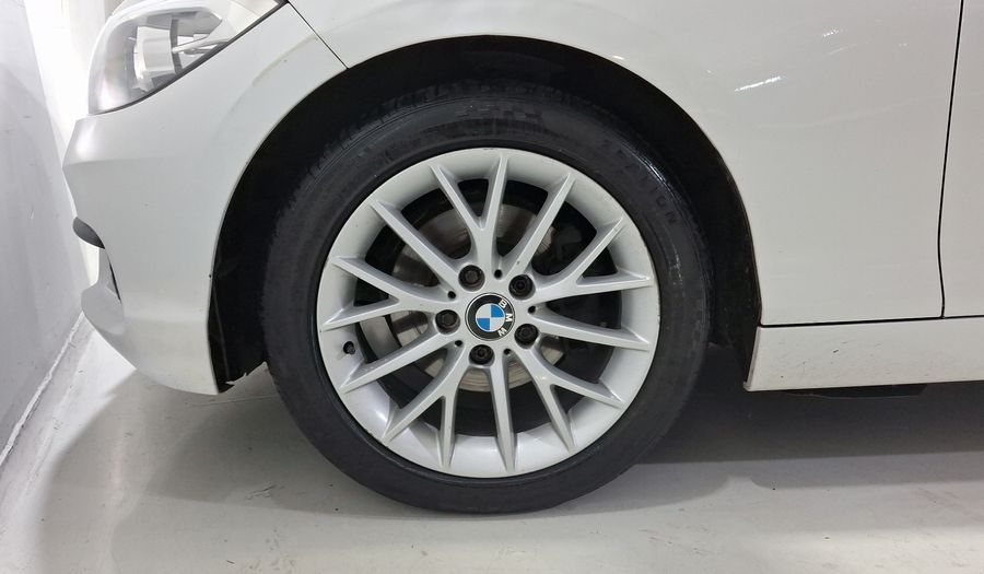 Bmw Serie 1 1.6 120IA Hatchback 2016