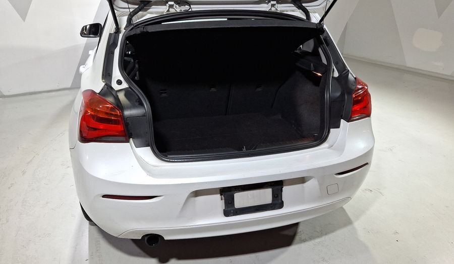 Bmw Serie 1 1.6 120IA Hatchback 2016