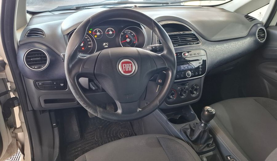 Fiat Punto 1.4 ATTRACTIVE 5P Hatchback 2014