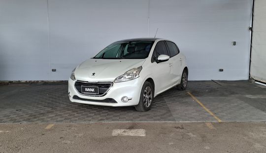 Peugeot • 208