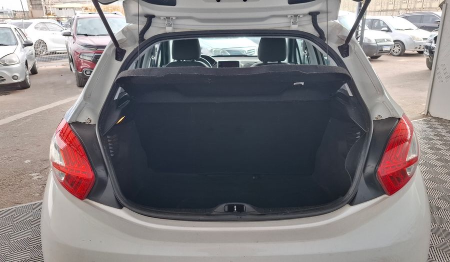 Peugeot 208 1.6 ALLURE TOUCHSCREEN Hatchback 2015