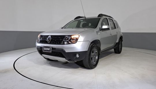 Renault • Duster