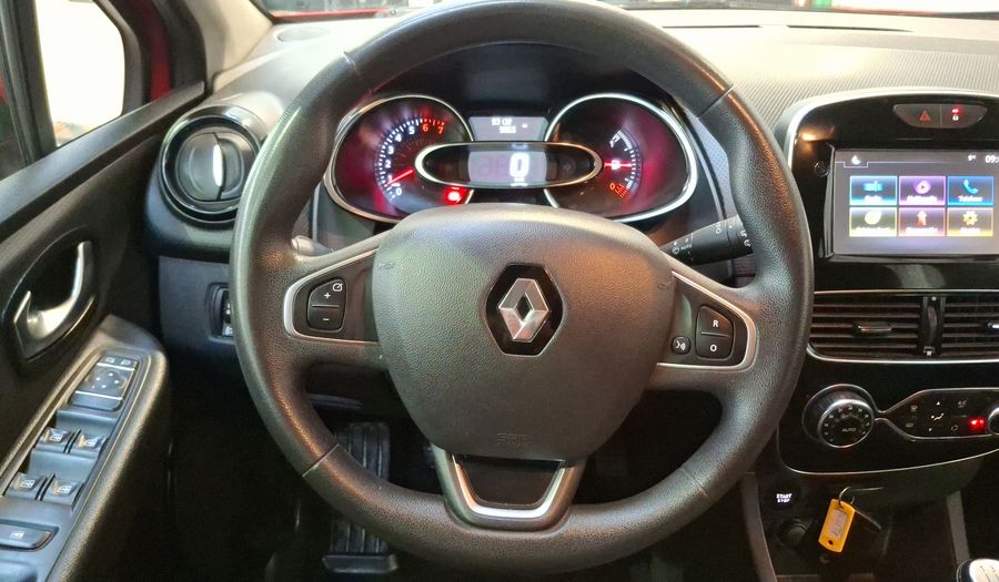 Renault Clio 1.2 EXPRESSION Hatchback 2018