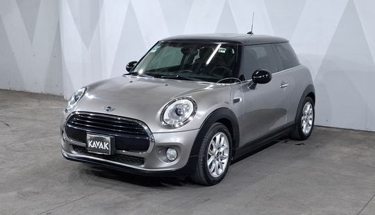 Mini • Cooper