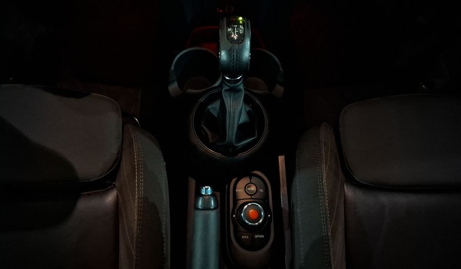 Mini Cooper 1.5 COOPER CHILI AUTO Hatchback 2018