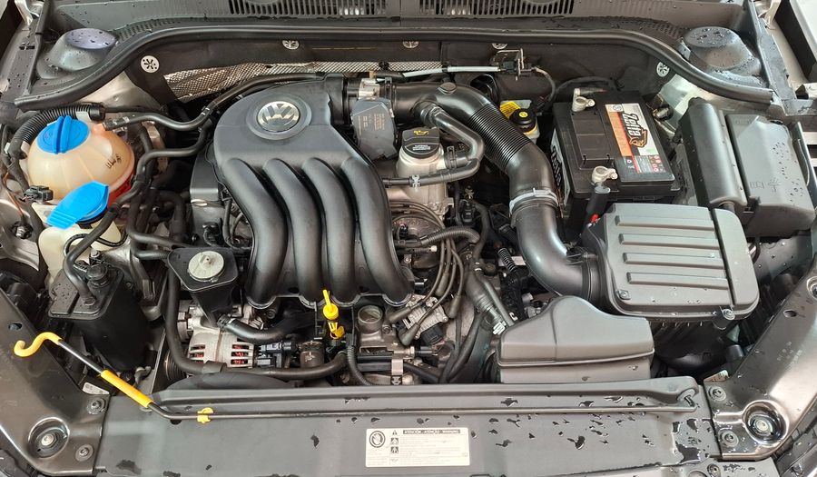 Volkswagen Vento 2.0 TDI 110CV ADVANCE + SUMMER PACKAGE Sedan 2017