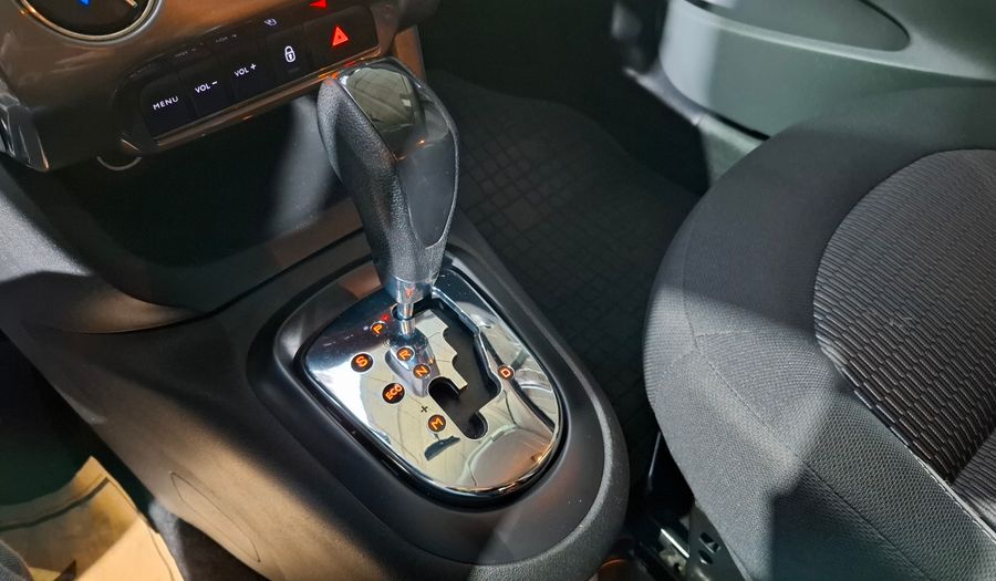 Citroen C3 1.6 FEEL AT Hatchback 2017