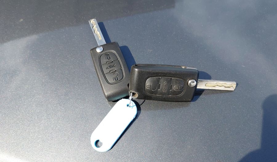 Peugeot 408 2.0 16V ALLURE Sedan 2015