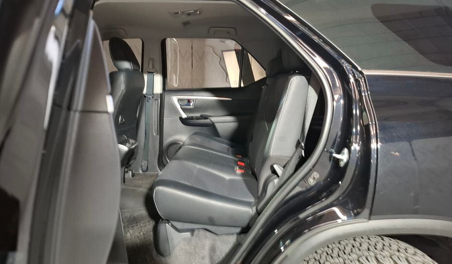 Toyota Sw4 2.8 TDI SRX AUTO 4WD Suv 2023